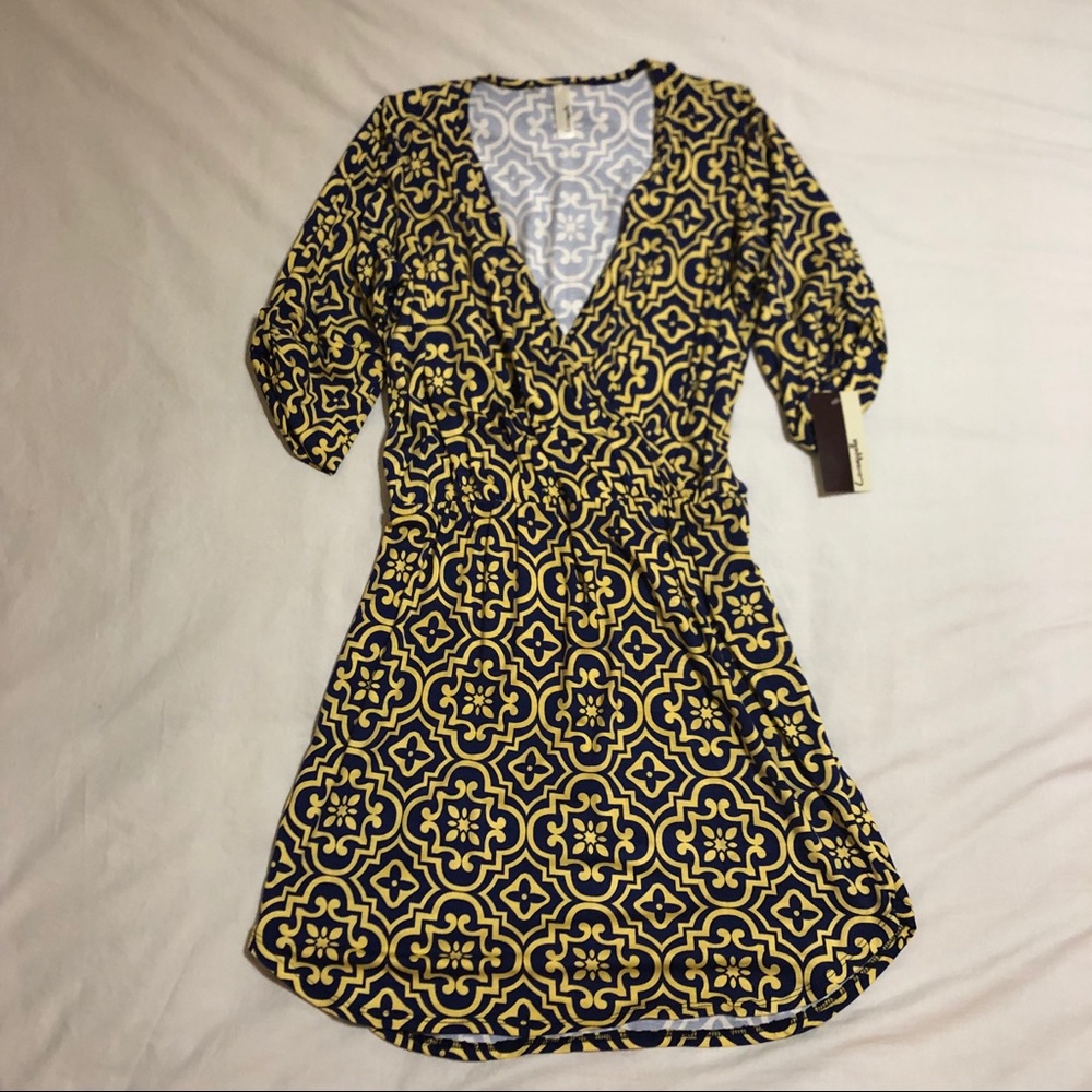Loveapella - Rolled Sleeve V-Neck Print Dress